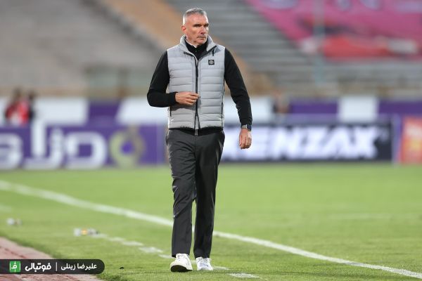 کارترون در میان برترین مربیان پرسپولیس و سپاهان