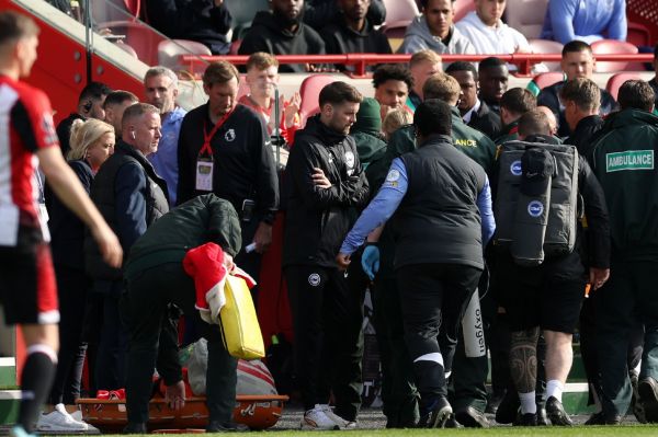 عکس؛ برخورد وحشتناک سر دو بازیکن در بازی برنتفورد مقابل برایتون