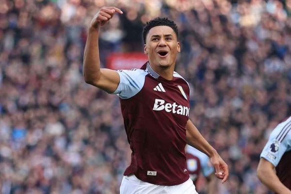  خشم ستاره استون ویلا از نیمکت نشینی مقابل پاری سن ژرمن