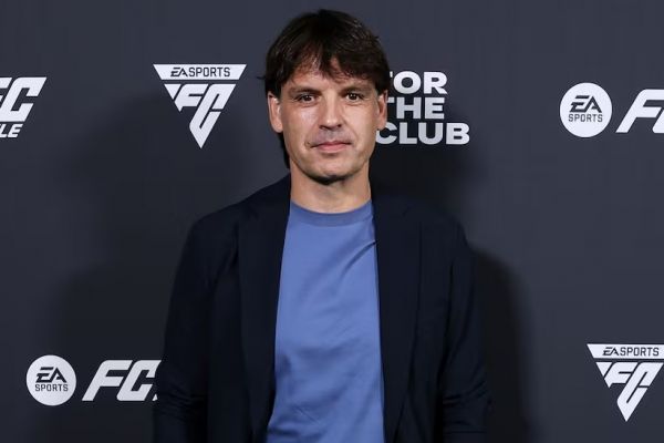  بیمار شدن بازیکن اسبق رئال مادرید به علت سفرهای پرشمار