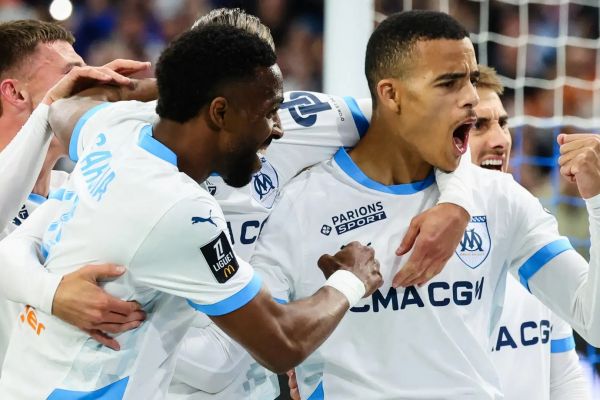 نزدیک شدن ستاره سابق منچستریونایتد به یک رکورد تاریخی