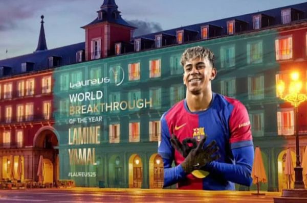  رسمی؛ ستاره بارسلونا و تیم ملی اسپانیا برندگان جایزه سال لاروس