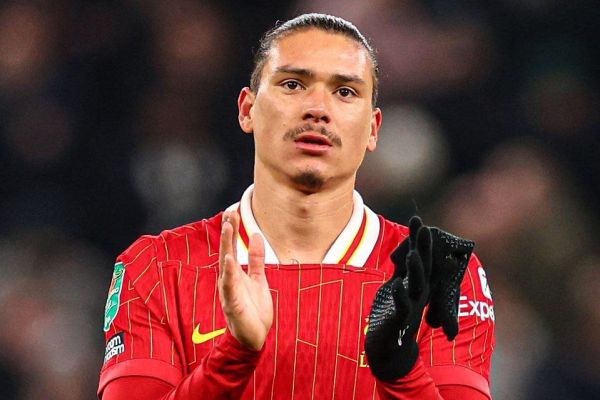  راه فرار لیورپول برای نپرداختن 5 میلیون به بنفیکا