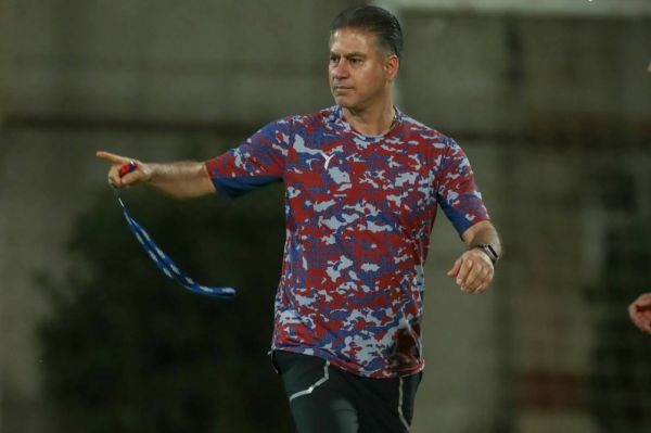  تقارن جالب؛ مطهری، روز تولد و تراکتور