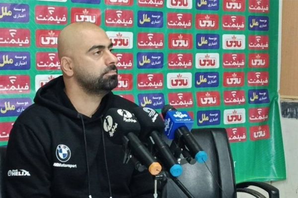  یک اتفاق غیرمنتظره در نشست خبری ملوان و سپاهان، برق رفت