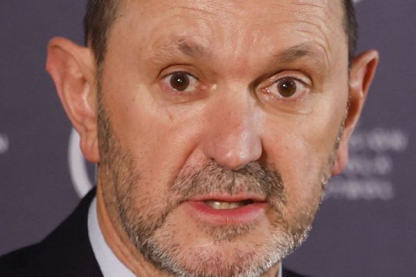  تماس اضطراری رئیس فدراسیون با پرز؛ درخواست برای پایان تحریم رئال مادرید