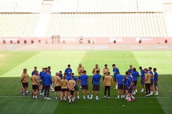  آرامش در اردوی بارسلونا؛ این یک بازی روانی است نه انصراف واقعی