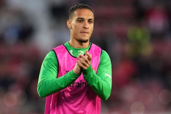  نقشه رئال بتیس برای ِآینده وینگر برزیلی منچستریونایتد