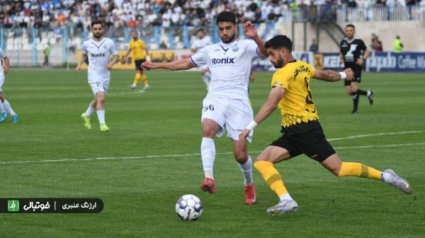  ملوان صفر  چهار  - سپاهان صفر  دو   حذف مدافع عنوان قهرمانی در سن‌سیروس