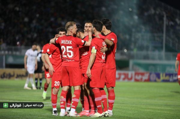  دبیری  شائبه‌هایی که در خصوص حمایت از تراکتور به وجود آمده را رد می‌کنم