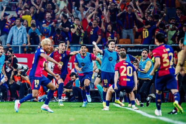 بارسلونا و به دست آوردن چهار جام اخیر خود با شکست دادن رئال مادرید