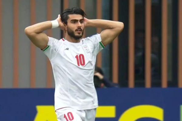  غندی‌پور راهی امارات می شود