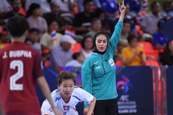  گلاره ناظمی  امیدوارم داور فینال جام ملت‌ها نباشم