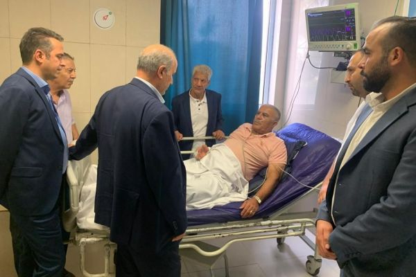  عیادت تاج و اعضای هیات رییسه فدراسیون از حسن روشن