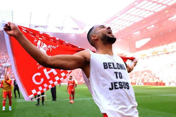  تقلید شادی گل کاکا بلای جان ستاره لیورپول شد