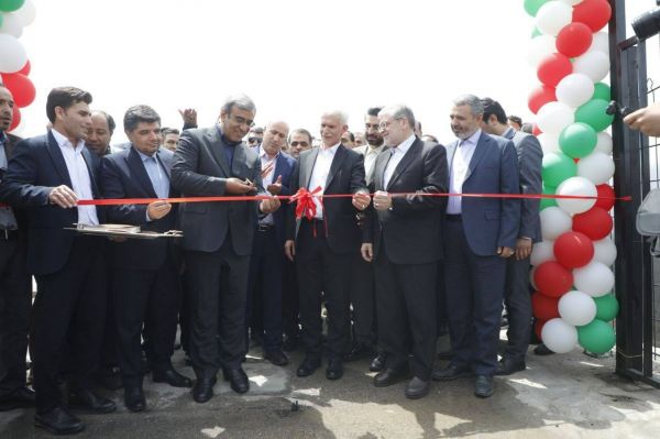  گزارش تصویری  افتتاح زمین چمن مصنوعی استاندارد در مشهد