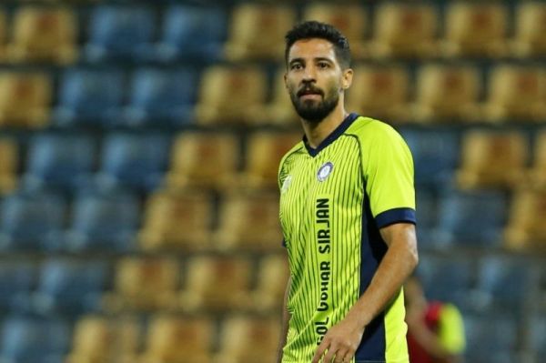 مدافع گلگهر باید سال خوبمان را با یک جام تمام کنیم