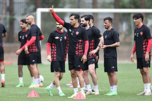 3 بازیکن پرسپولیس از لیست بازی با مس خط خوردند