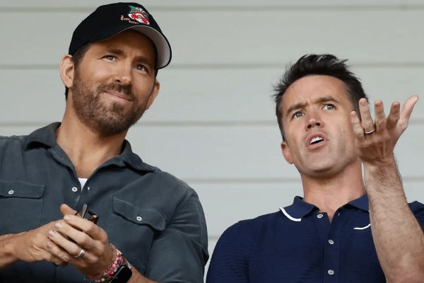 خرید بازیکن آمریکایی برای تیم هالیوودی فوتبال انگلیس