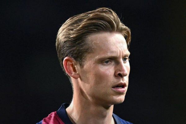 رقابت غولهای انگلیسی برای جذب هافبک بارسلونا