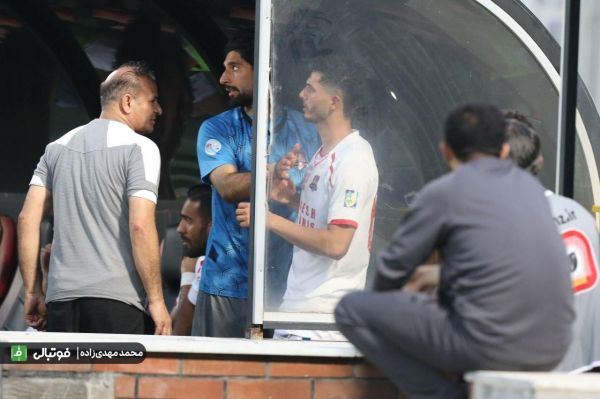  ساکت الهامی و تنبیه مدافع معترض