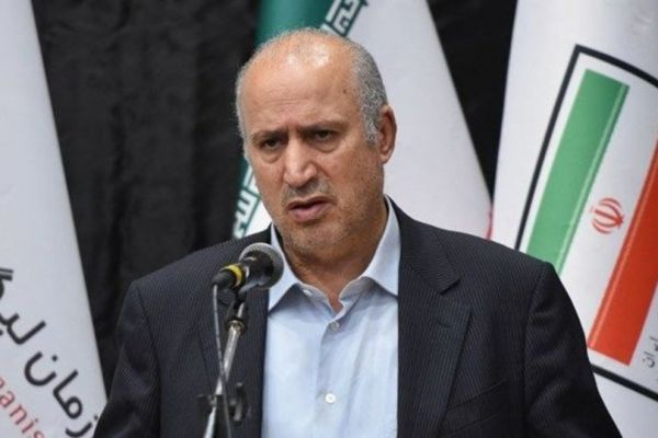 تاج درباره جشن قهرمانی تراکتور جلسه میگذاریم