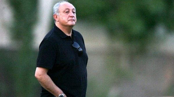 فریبا استقلال حسینی را نداشت الان جای هوادار بود