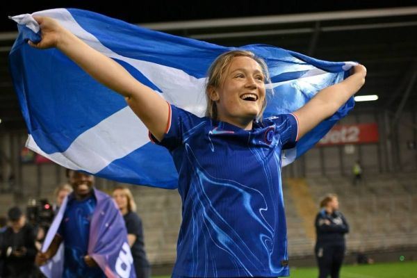  ششمین قهرمانی چلسی در لیگ زنان انگلیس