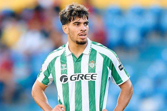  رقابت بشیکتاش و تاتنهام برای جذب وینگر سابق بارسلونا