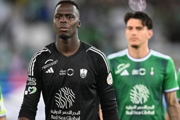  ادوارد مندی؛ از بیکاری تا قهرمانی در آسیا و اروپا