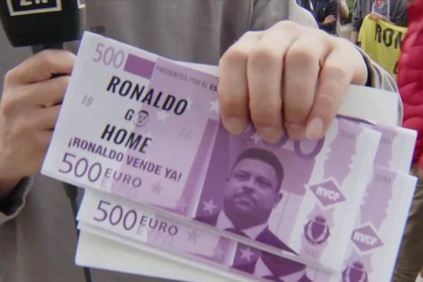 اعتراض جالب توجه هواداران وایادولید به مدیریت رونالدو نازاریو