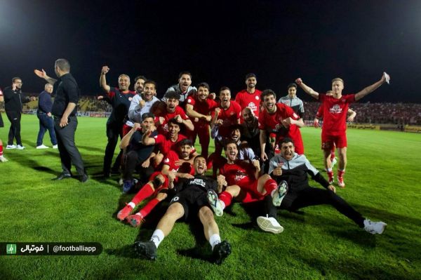 خواهرخواندههایی که به تراکتور تبریک نگفتند