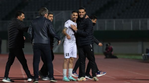  امین کاظمیان در آستانه توافق با پرسپولیس؛ طلبی که بخشیده شد