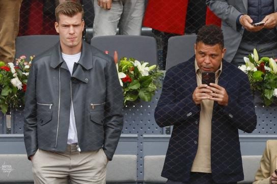 عکس؛ ستاره برزیلی اسبق رئال مادرید، تماشاگر مسابقات تنیس