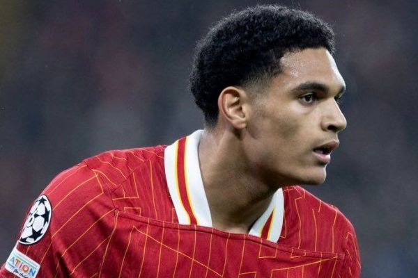  علاقه نیوکاسل و چند باشگاه آلمانی به جذب مدافع لیورپول