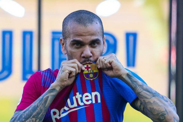 42 ساله شدن یکی از پُر جام ترین بازیکنان تاریخ فوتبال