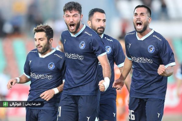 گام بلند پیکان به سوی لیگ برتر با شکست سایپا