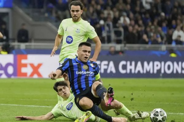  انتقاد ونگر از داور به خاطر پنالتی به ضرر بارسلونا