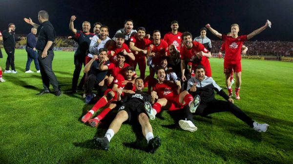 جشن قهرمانی تراکتور با پنجاه درصد ظرفیت یادگار