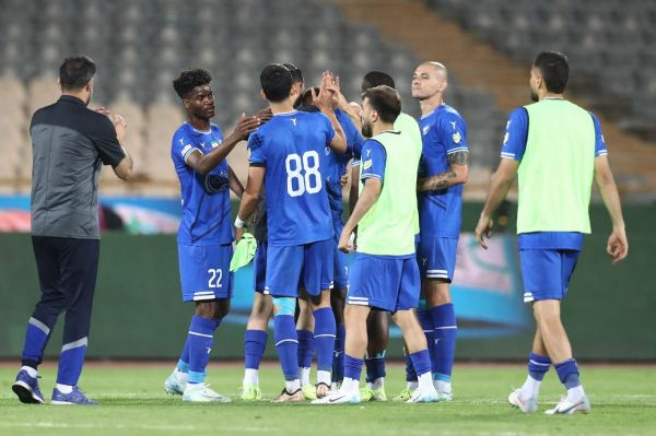 پاسخ چینی به درخشان استقلال قطعا سقوط نمیکند