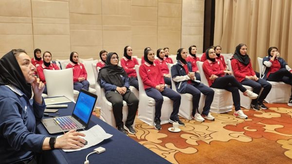 برگزاری نشست فنی و روانشناسی برای تیم ملی فوتسال بانوان