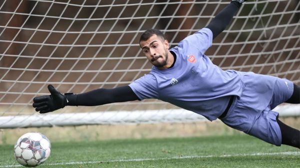  رکورد عجیب دروازه‌بان جوان پرسپولیس؛ 8 بازی و 8 برد