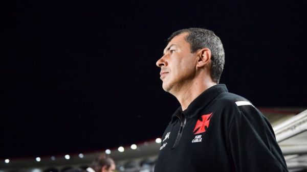  صفر تا صد معادلات نیمکت استقلال؛ کاریلو به ایران می‌آید