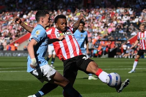 تساوی غیرمنتظره منچسترسیتی مقابل تیم سقوط کرده