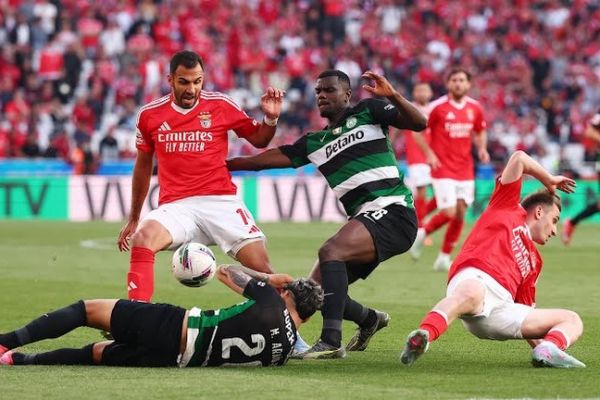 تکلیف قهرمان پرتغال به هفته آخر کشیده شد