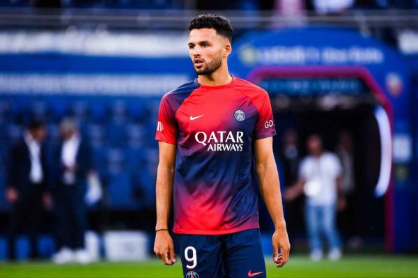 تیمهای انگلیسی در کمین؛ احتمال جدایی مهاجم پرتغالی پاری سن ژرمن