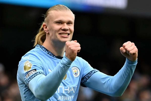 تکمیل کلکسیون هشت میلیون پوندی هالند با یک فراری زرد رنگ