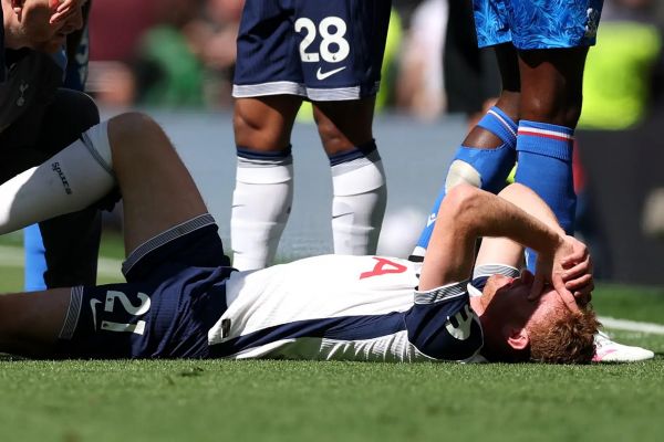 مصدومیت بد موقع ستاره تاتنهام در آستانه فینال لیگ اروپا