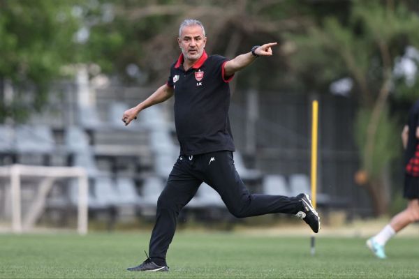 دردسر روز آخرِ کارتال؛ فقط یک دفاع وسط دارد