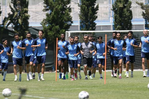  غیبت 2 بازیکن در تمرین امروز استقلال و تمهیدات ویژه پزشکی برای مهار ویروس